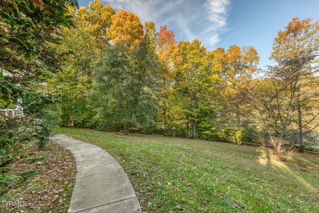 329 Chestnut Grove Church Road, Jonesborough, TN 37659