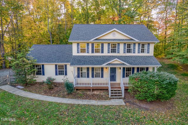 329 Chestnut Grove Church Road, Jonesborough, TN 37659