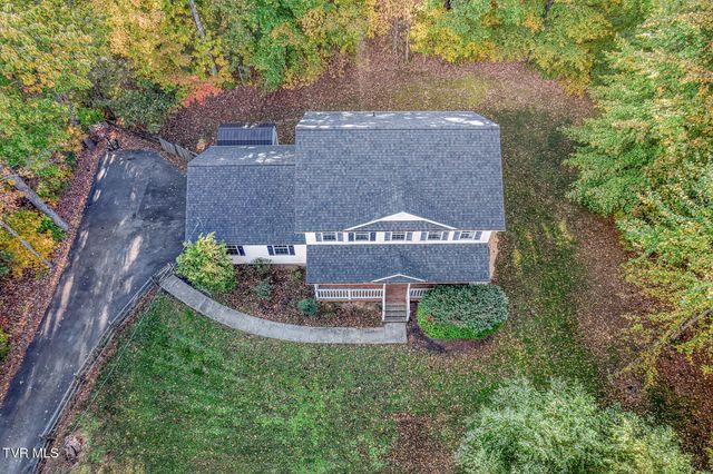 329 Chestnut Grove Church Road, Jonesborough, TN 37659