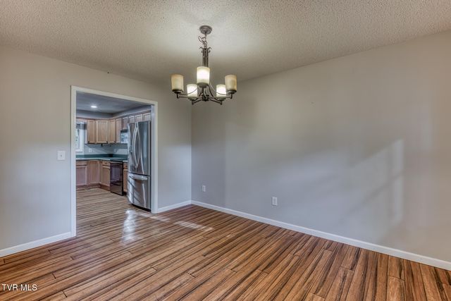 329 Chestnut Grove Church Road, Jonesborough, TN 37659