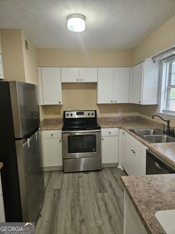 2096 Hilda Burns Place, Lithonia, GA 30058