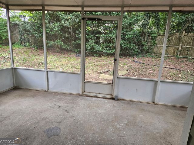 2096 Hilda Burns Place, Lithonia, GA 30058