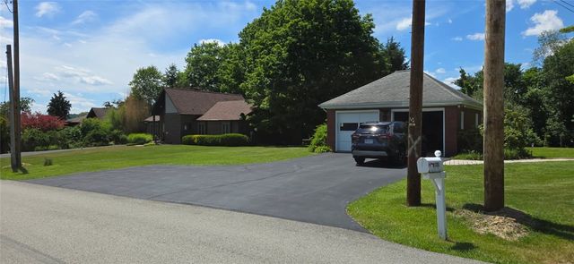 2619 Linda Dr, Murrysville, PA 15668