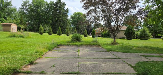 2619 Linda Dr, Murrysville, PA 15668