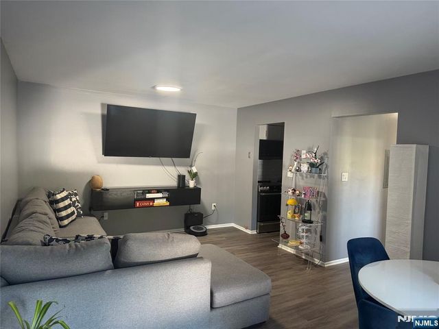 293-307 Main Street 2, Belleville, NJ 07109