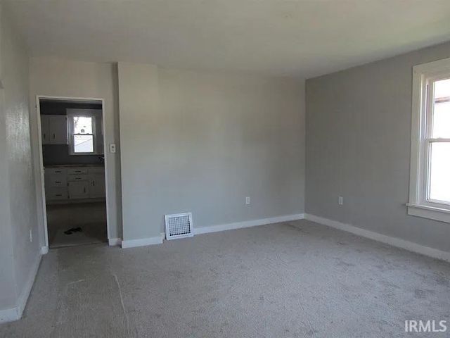 825 Camden Street, South Bend, IN 46619