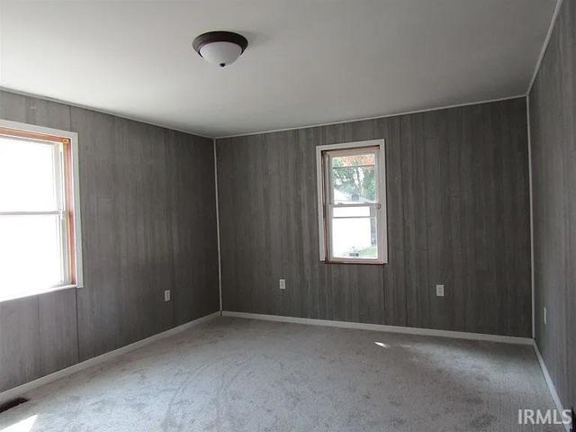825 Camden Street, South Bend, IN 46619
