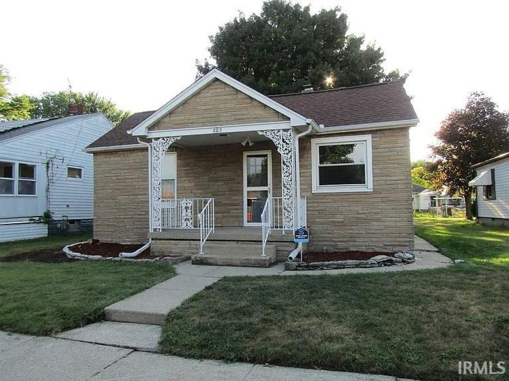 825 Camden Street, South Bend, IN 46619
