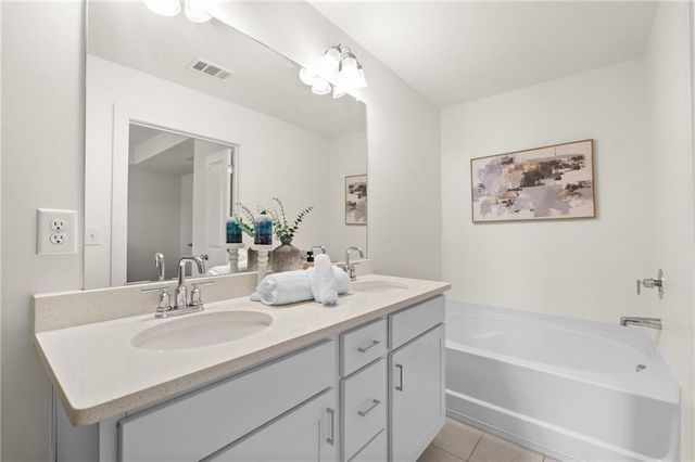 5820 Calle Vista Drive, Lithonia, GA 30058