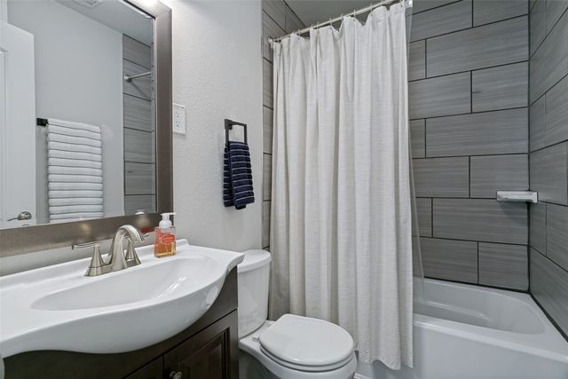 4920 Birchman Avenue, Fort Worth, TX 76107