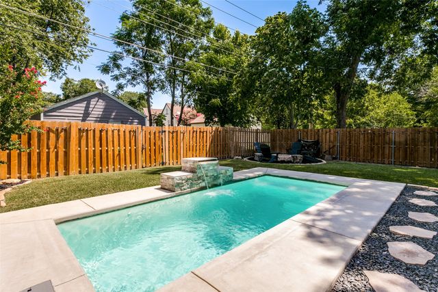 4920 Birchman Avenue, Fort Worth, TX 76107