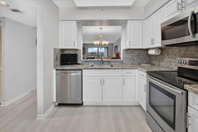 6269 Pointe Regal Circle 307, Delray Beach, FL 33484