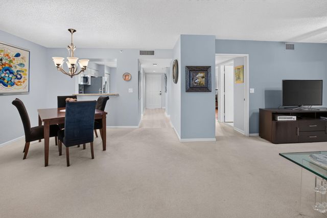 6269 Pointe Regal Circle 307, Delray Beach, FL 33484