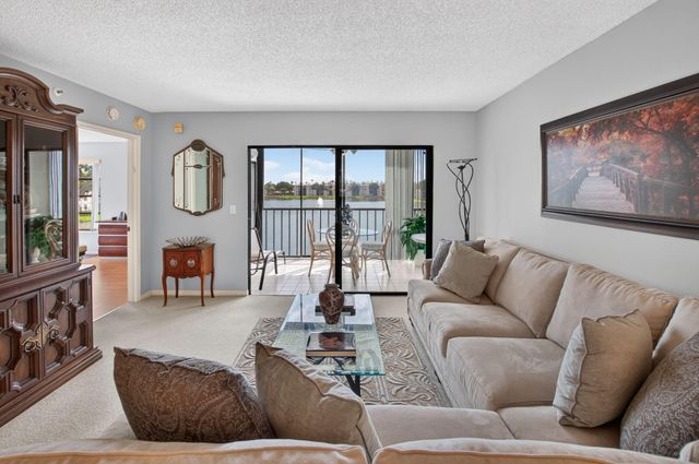 6269 Pointe Regal Circle 307, Delray Beach, FL 33484