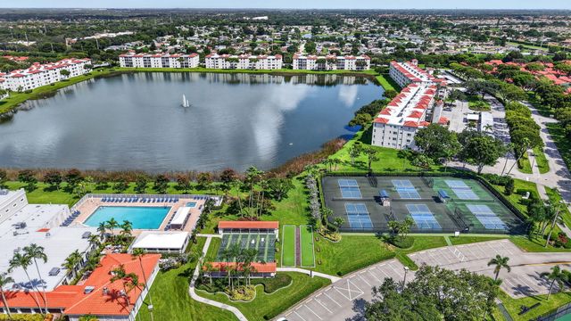 6269 Pointe Regal Circle 307, Delray Beach, FL 33484