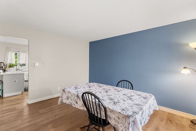 1361 S 50th Place, West Des Moines, IA 50265