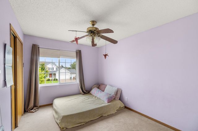 1361 S 50th Place, West Des Moines, IA 50265