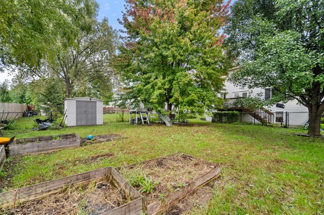 1361 S 50th Place, West Des Moines, IA 50265