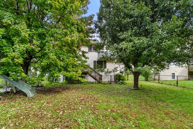 1361 S 50th Place, West Des Moines, IA 50265