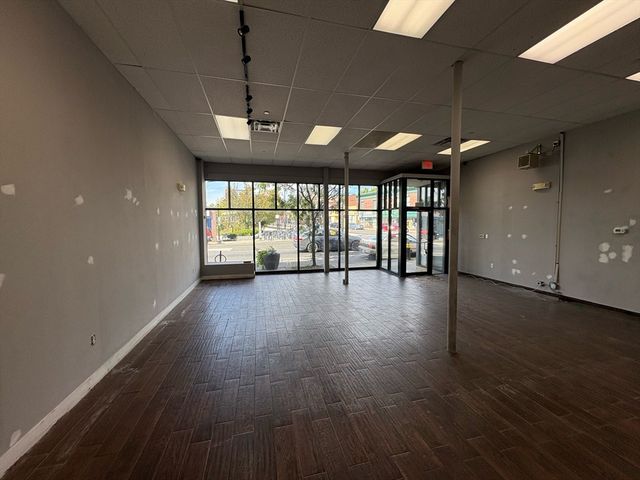 1260 Hyde Park Ave, Boston, MA 02136