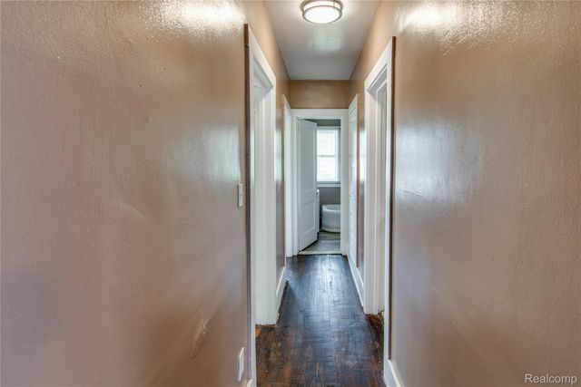 46 W Arizona Street, Highland Park, MI 48203