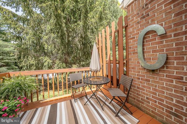 77 ABRAMS LN, Chesterbrook, PA 19087