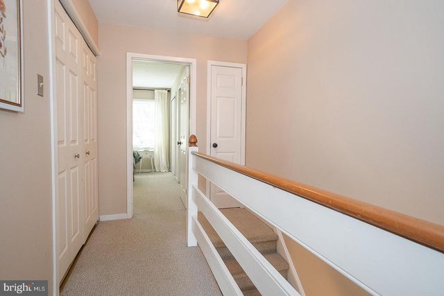 77 ABRAMS LN, Chesterbrook, PA 19087