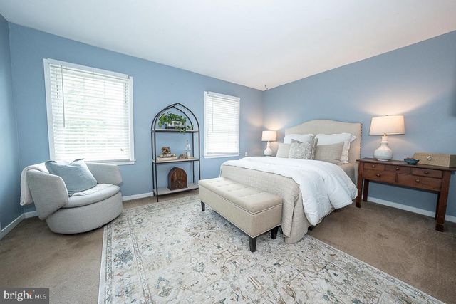 77 ABRAMS LN, Chesterbrook, PA 19087