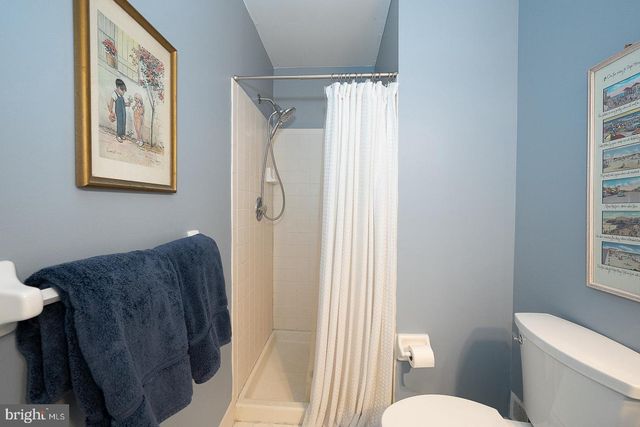77 ABRAMS LN, Chesterbrook, PA 19087