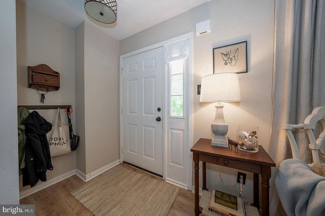 77 ABRAMS LN, Chesterbrook, PA 19087