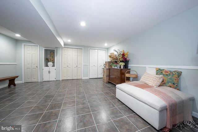 77 ABRAMS LN, Chesterbrook, PA 19087
