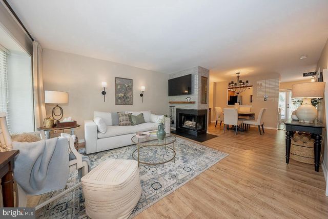 77 ABRAMS LN, Chesterbrook, PA 19087