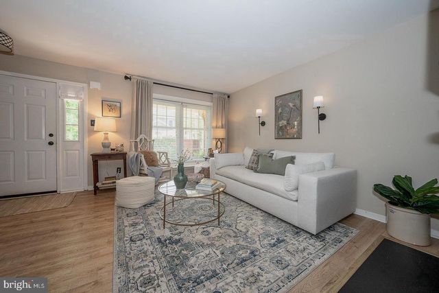77 ABRAMS LN, Chesterbrook, PA 19087