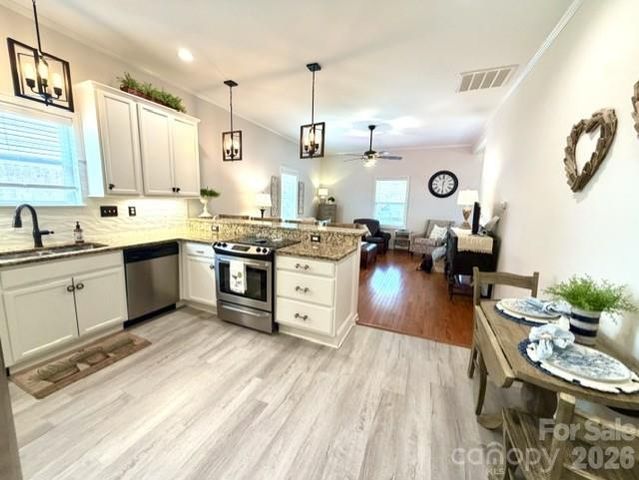 13 1st Street, Cramerton, NC 28032