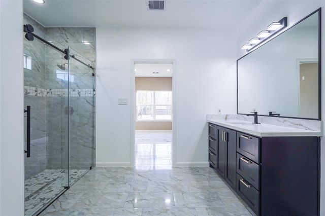 408 County Rd 3414, Cleveland, TX 77327