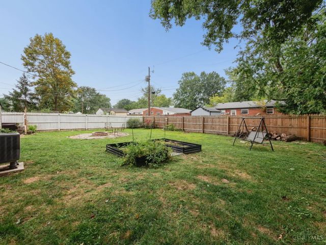 5705 Crabapple Way Drive, Miami Twp, OH 45150
