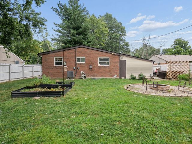 5705 Crabapple Way Drive, Miami Twp, OH 45150
