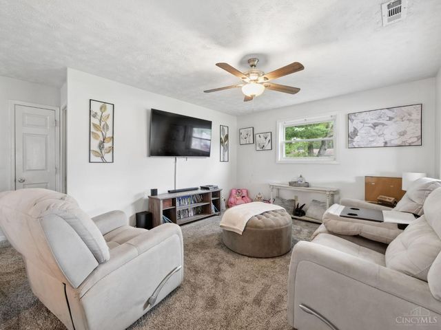 5705 Crabapple Way Drive, Miami Twp, OH 45150