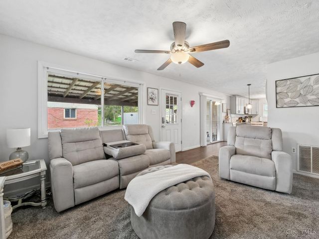 5705 Crabapple Way Drive, Miami Twp, OH 45150