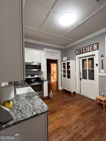 28 N Broad Street, Porterdale, GA 30014