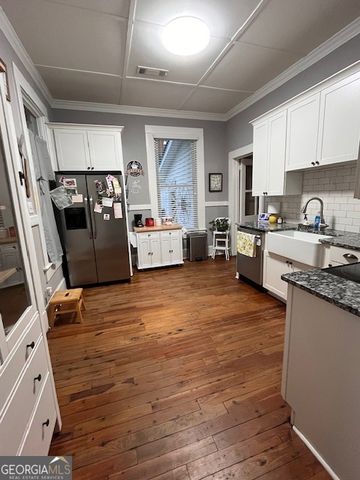 28 N Broad Street, Porterdale, GA 30014