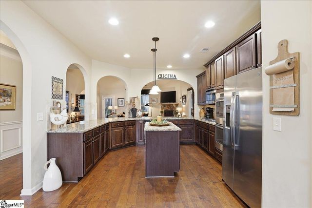221 Montalcino Way, Simpsonville, SC 29681