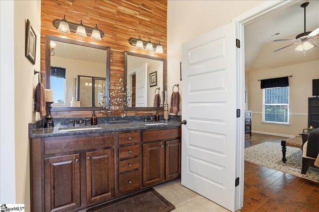 221 Montalcino Way, Simpsonville, SC 29681