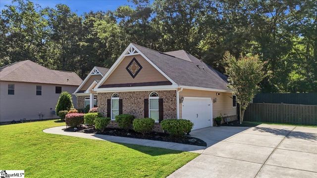 221 Montalcino Way, Simpsonville, SC 29681