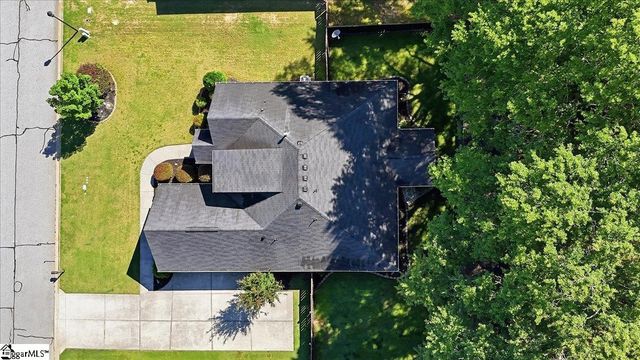 221 Montalcino Way, Simpsonville, SC 29681