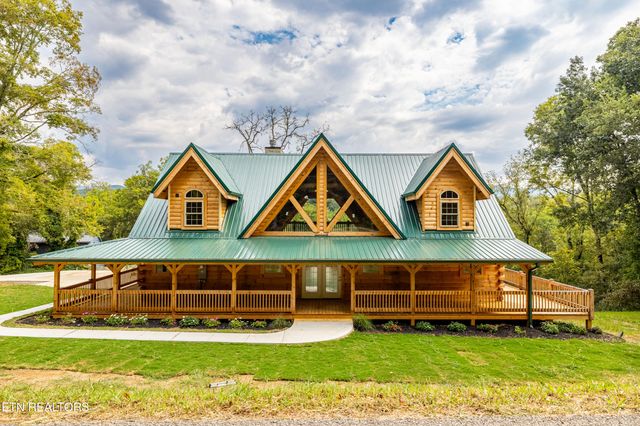 1607 Chota Rd, Maryville, TN 37803