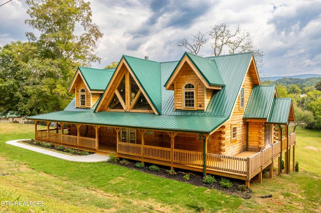 1607 Chota Rd, Maryville, TN 37803