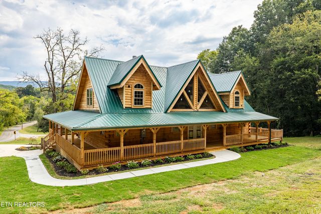 1607 Chota Rd, Maryville, TN 37803