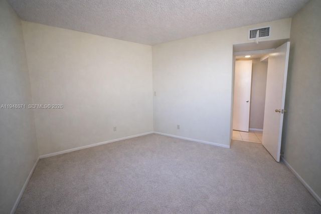 1965 SE 5th Ct 203, Pompano Beach, FL 33060