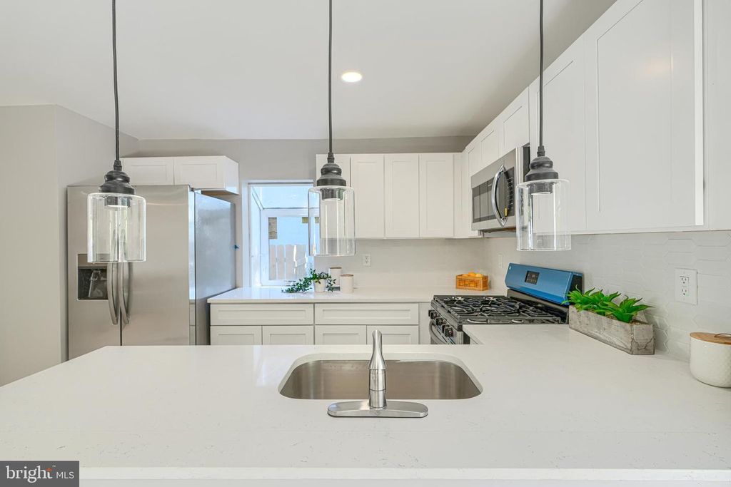 Image 14 of property listing at 5423 REMMELL AVE, Baltimore, MD 21206